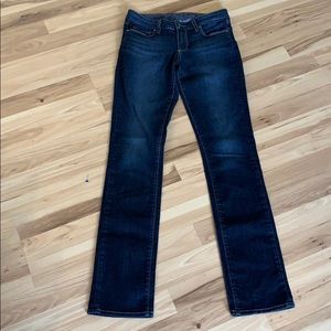 Paige jeans skyline straight